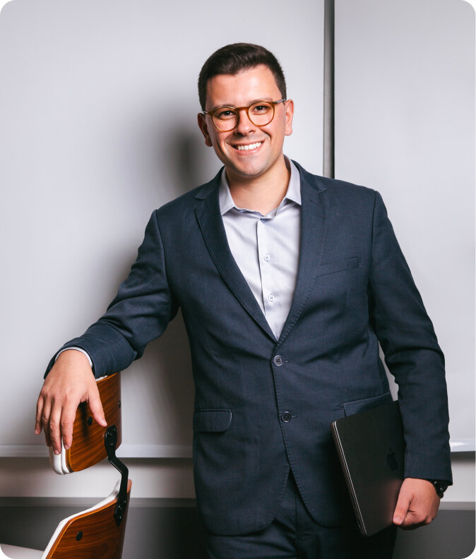 Dr. Guilherme Machado